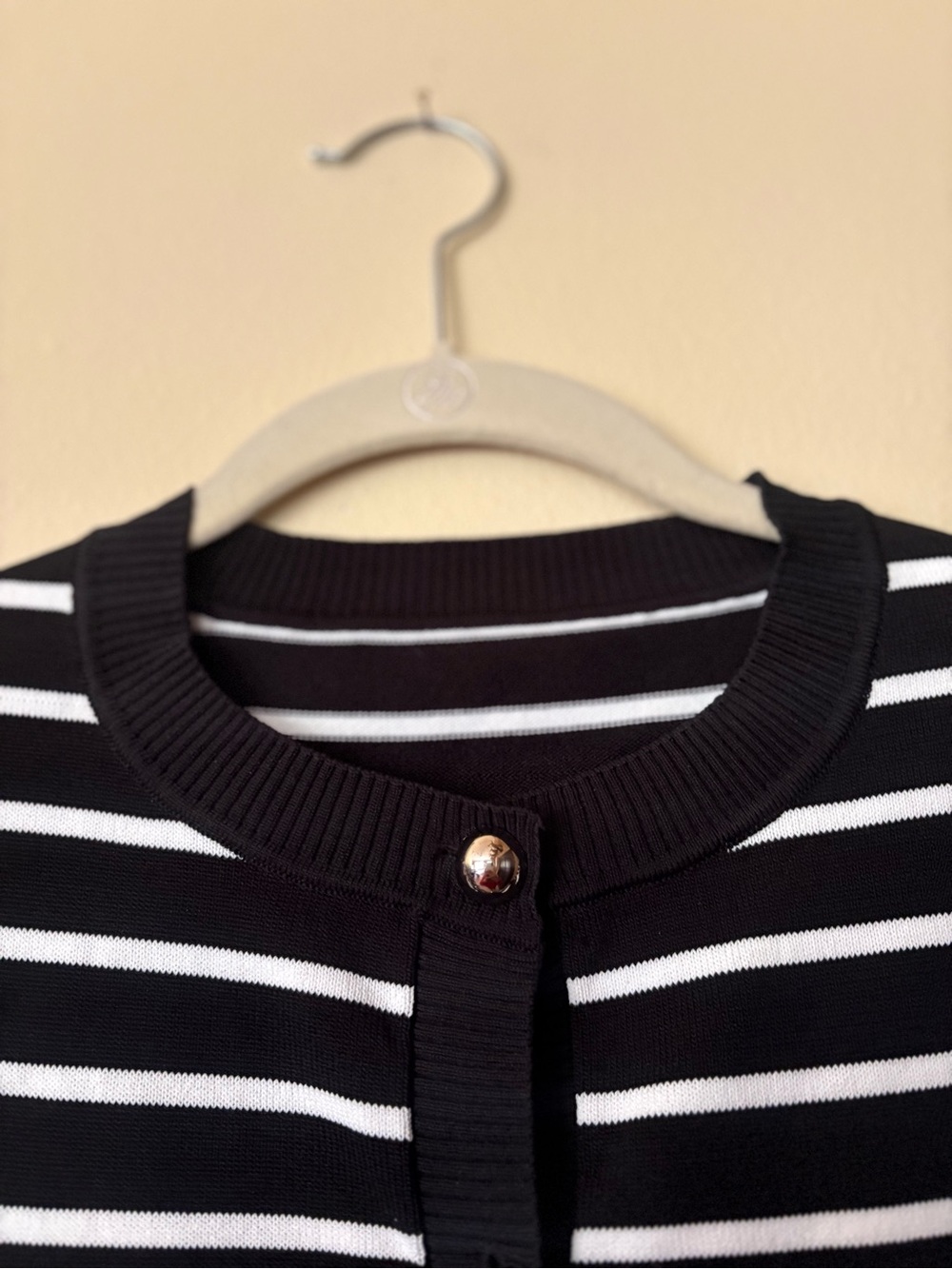 Commense Black & White Striped Sleeveless Knit Shell - Picture 5 of 8